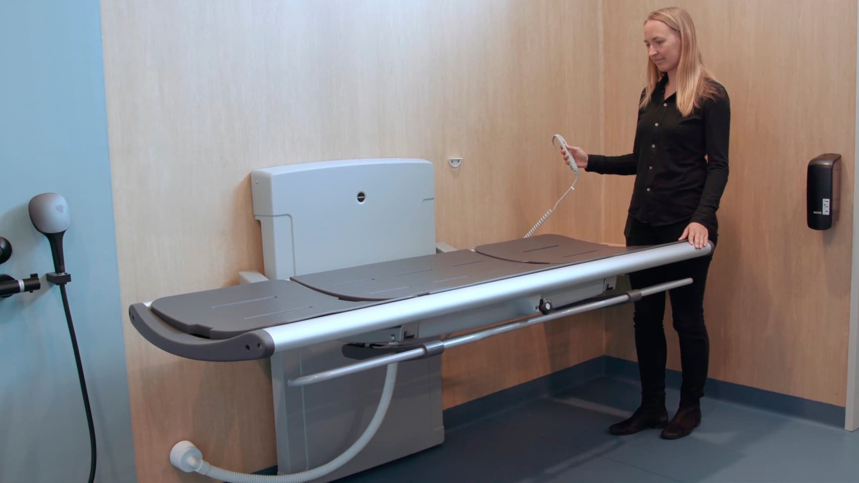 Pressalit SCT 3000 shower and changing table